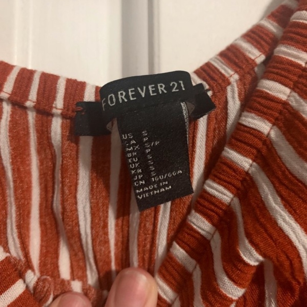 Striped Romper - Picture 4 of 4